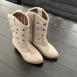 Tucker and Tate- gold Cowboy boots